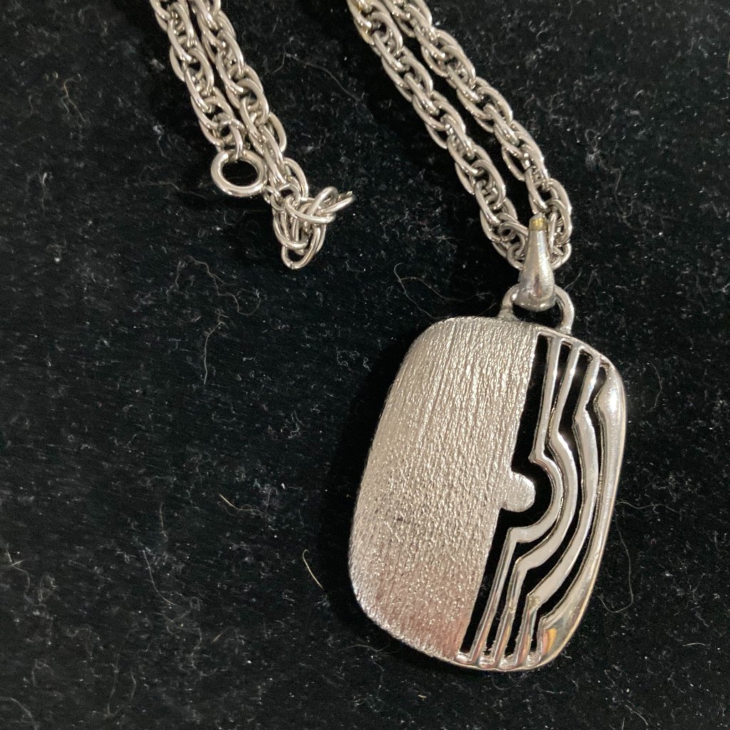 Silver Tone Pendant On Long Heavy Silver Tone Chain